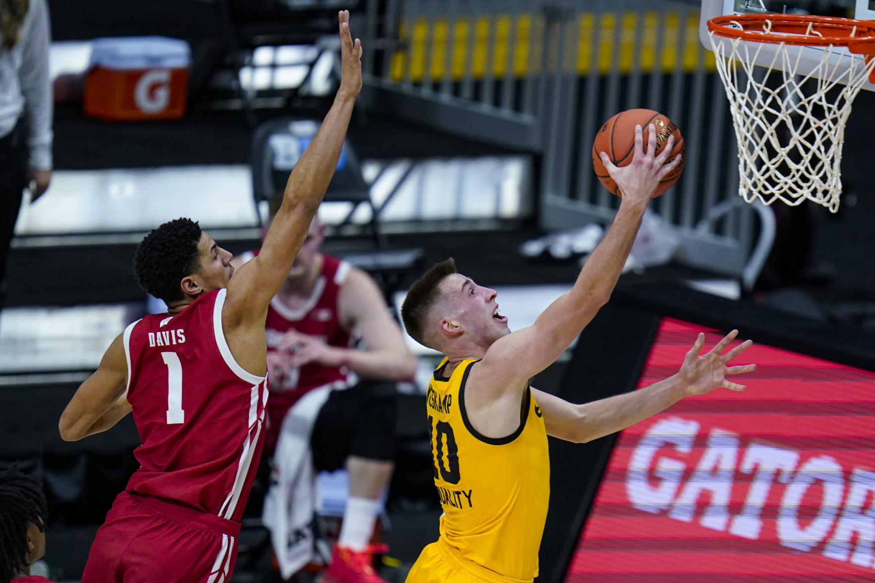B10 Wisconsin Iowa Basketball